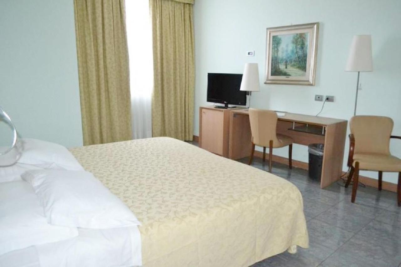 Marina Palace Hotel & Congress Hall Aci Trezza Exterior foto