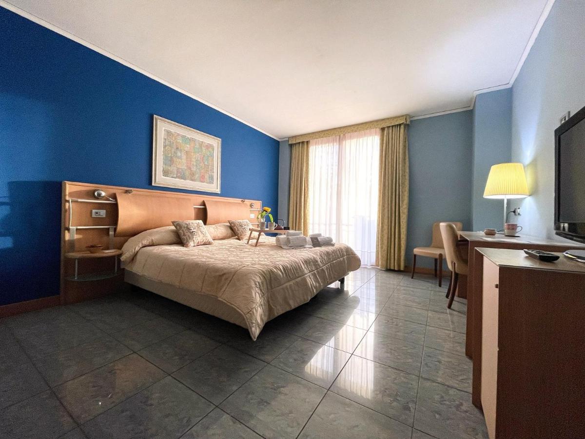 Marina Palace Hotel & Congress Hall Aci Trezza Exterior foto